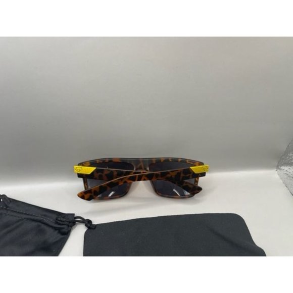 New Fox Brand  Sunglasses - Picture 3 of 3